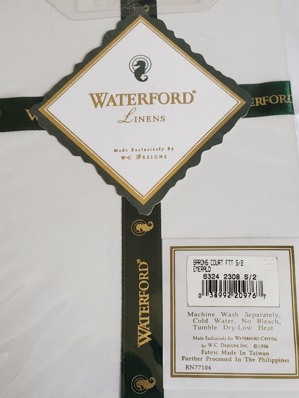 Waterford Linens Fingertip Towels - Set of Two - Forest Green